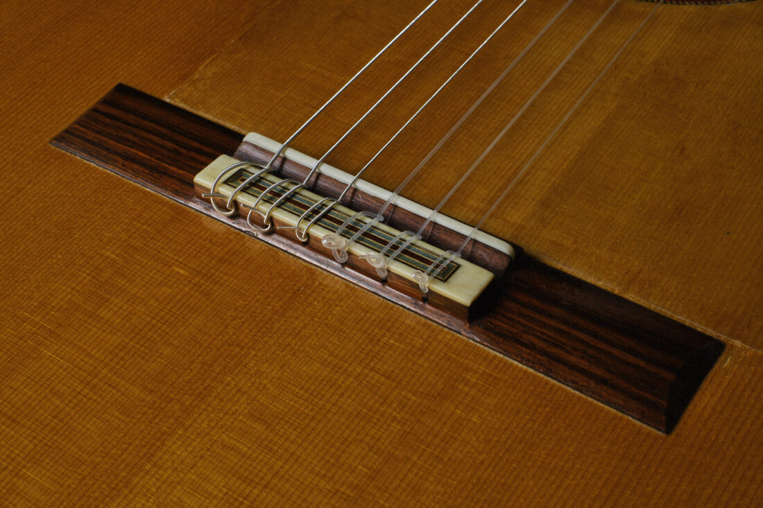 Manuel Reyes 1989 Guitar Bridge