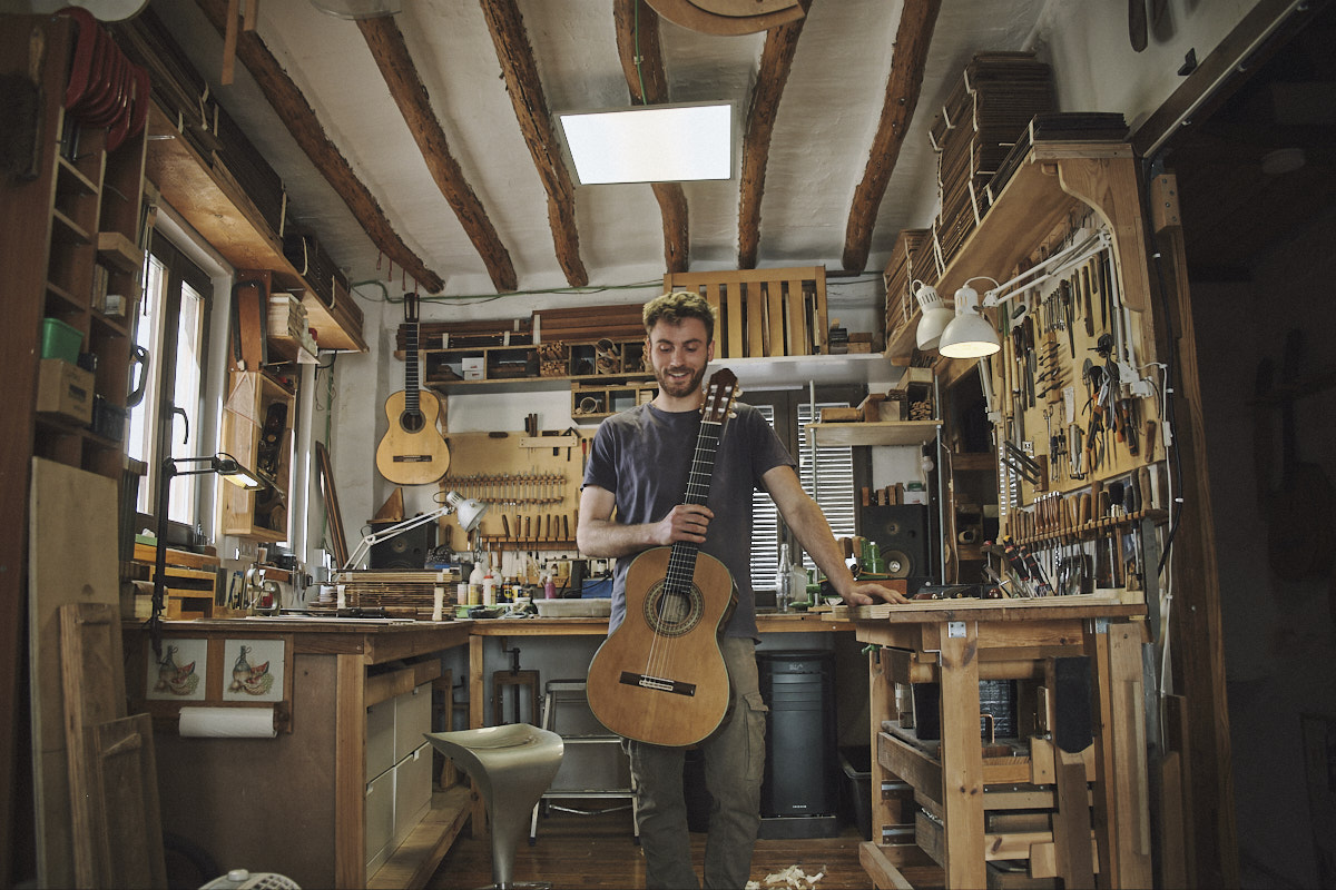 johannes tkindt classical guitar maker interview entrevista guitarrero