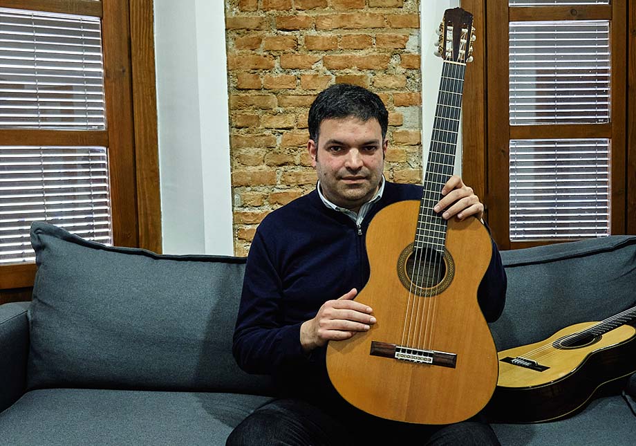 Vicente Coves. Interview. Classical guitarist. Director Granada Classical Guitar Festival