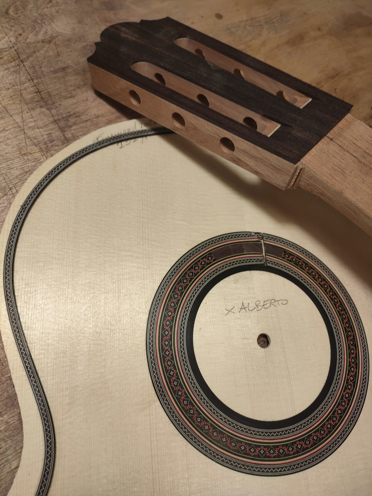 Angelo Vailati 2026 Classical Guitar “Hommage a Simplicio”available at MaderaGuitarras.com