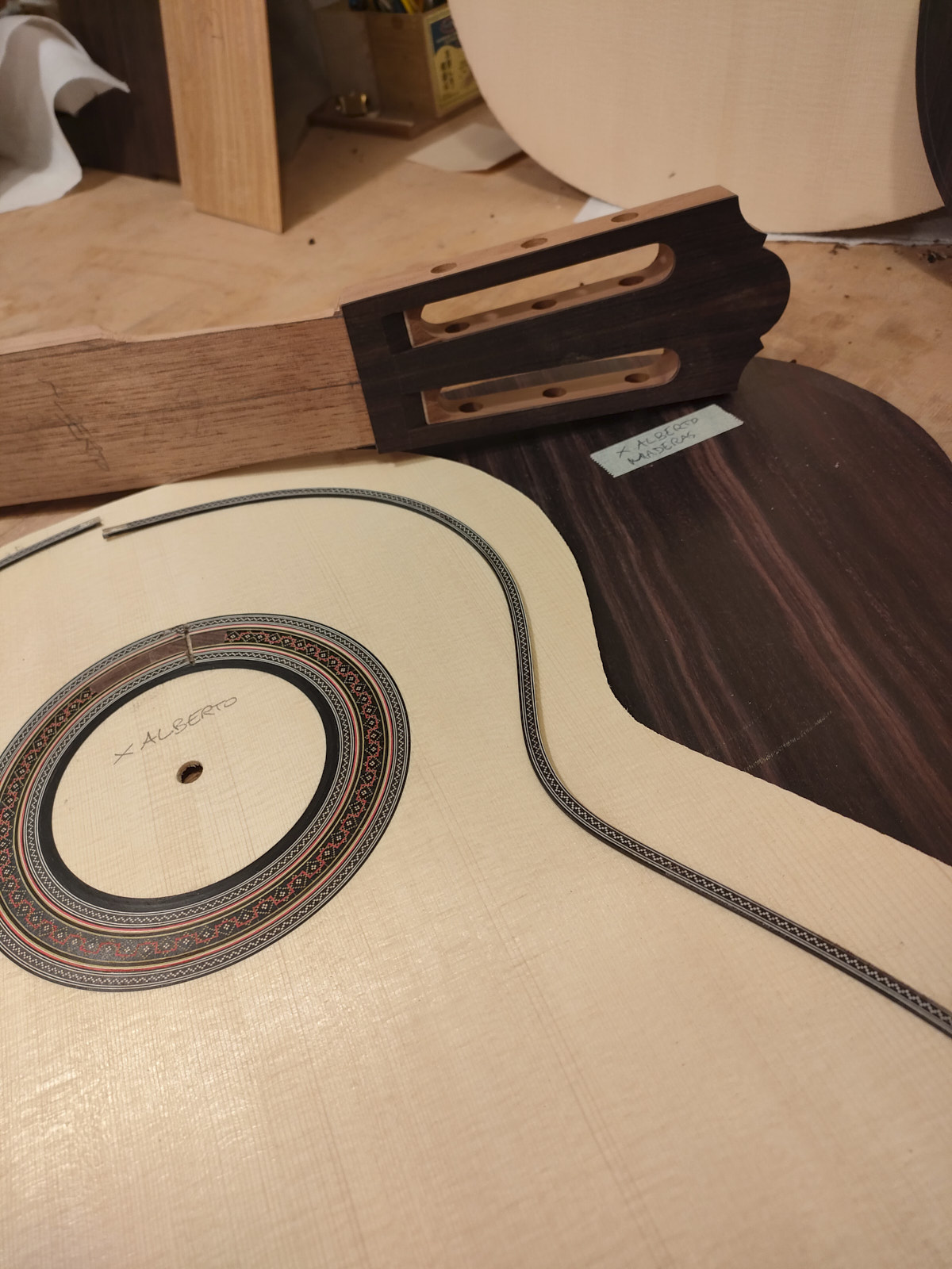 Angelo Vailati 2026 Classical Guitar “Hommage a Simplicio”available at MaderaGuitarras.com